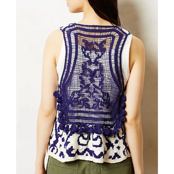 Anthropologie Moth Turson Netted Crochet Tassel Vest in Navy & Cream, M/L - Picture 9 of 12